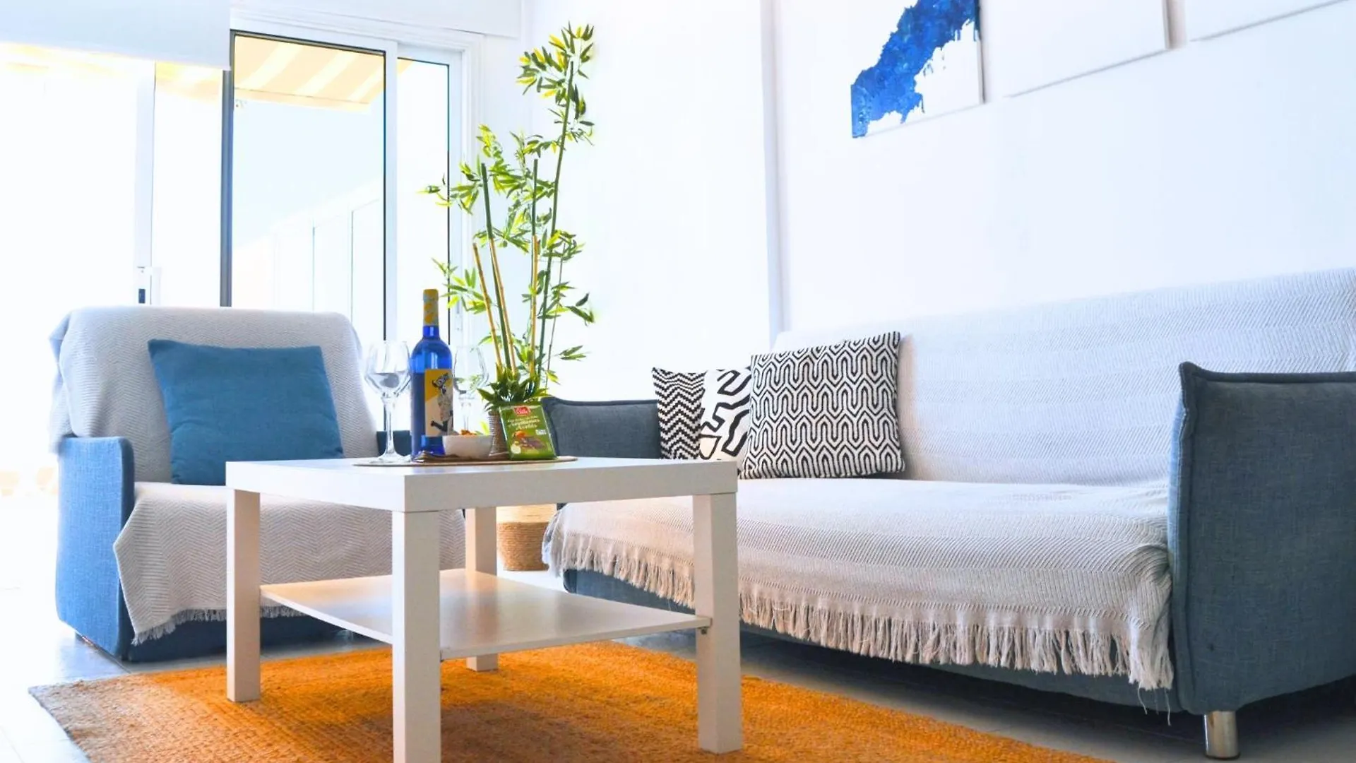 Oceanfront Chillstay - 4 Beds And A Pool Испания